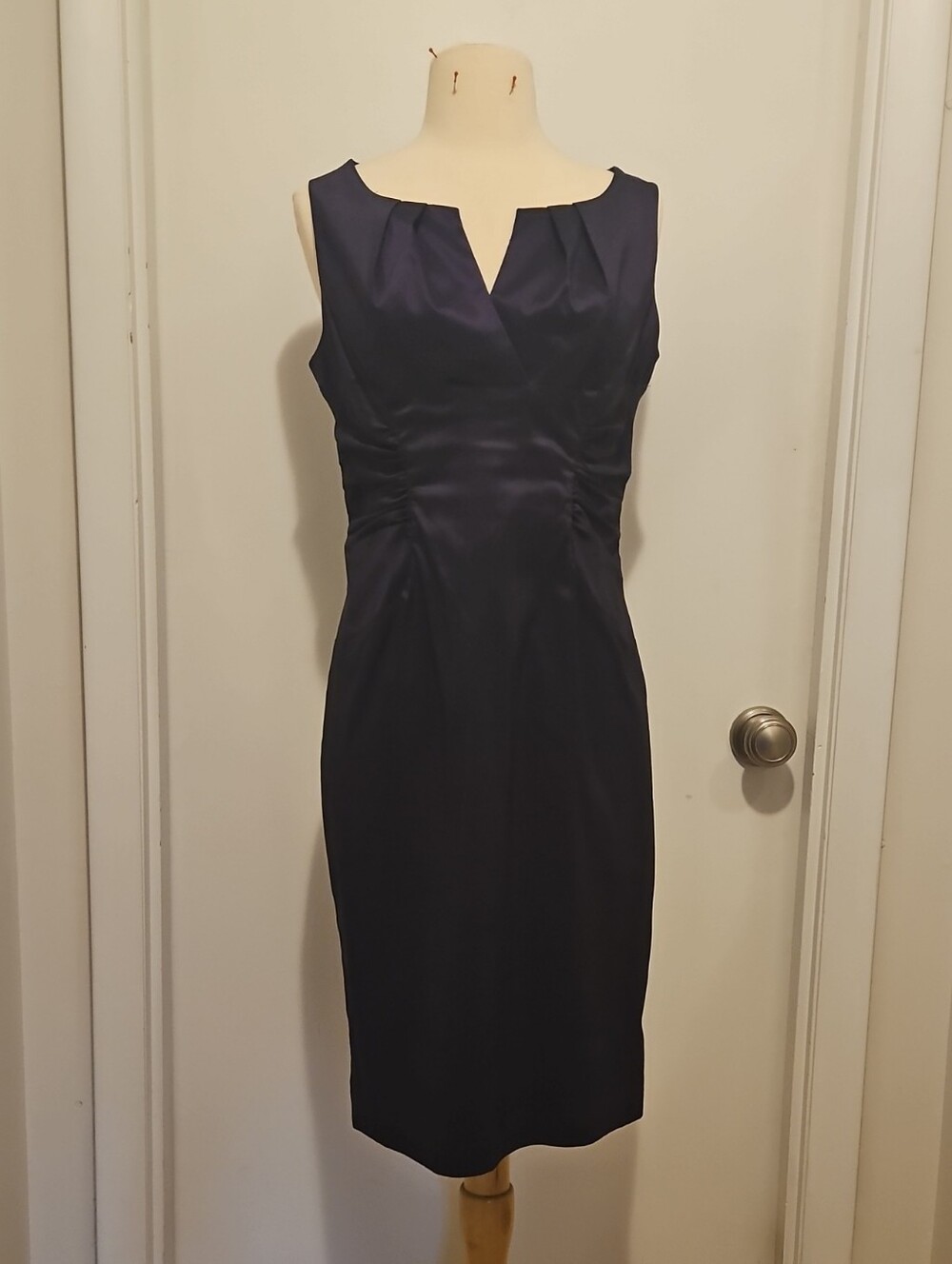 Elegant Purple Sheath Dress - Classic Sleeveless Cocktail Dress